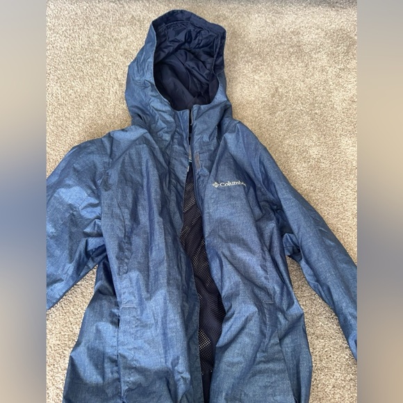 Columbia Jackets & Blazers - High quality blue Columbia rain jacket